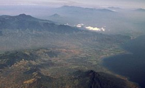  Nama  Gunung  Berapi Di  Indonesia  Beserta  Letak Dan  