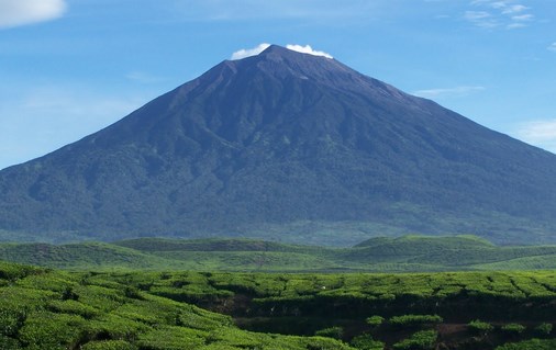 Unduh 55 Gambar Gunung Di Indonesia Dan Namanya Paling Baru HD